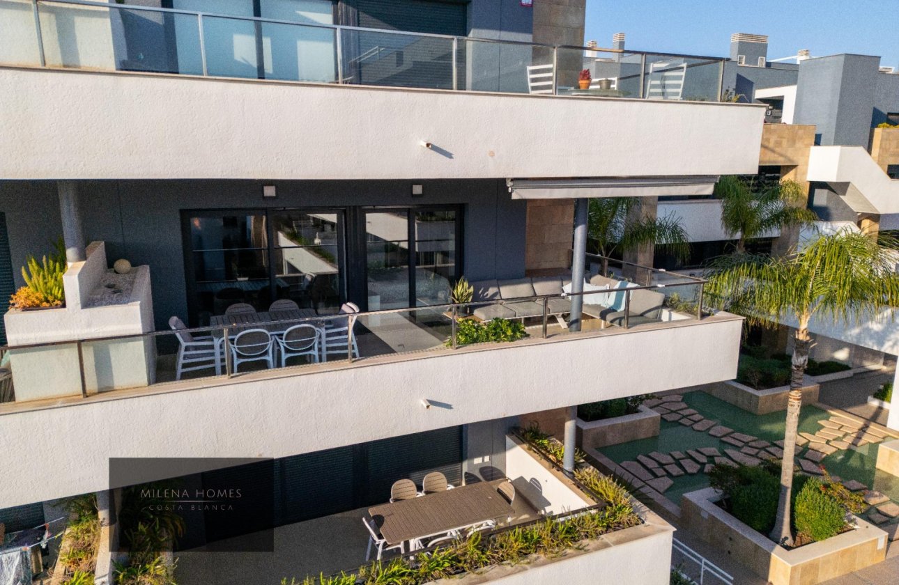 Revente - Appartement -
Orihuela Costa - La Zenia