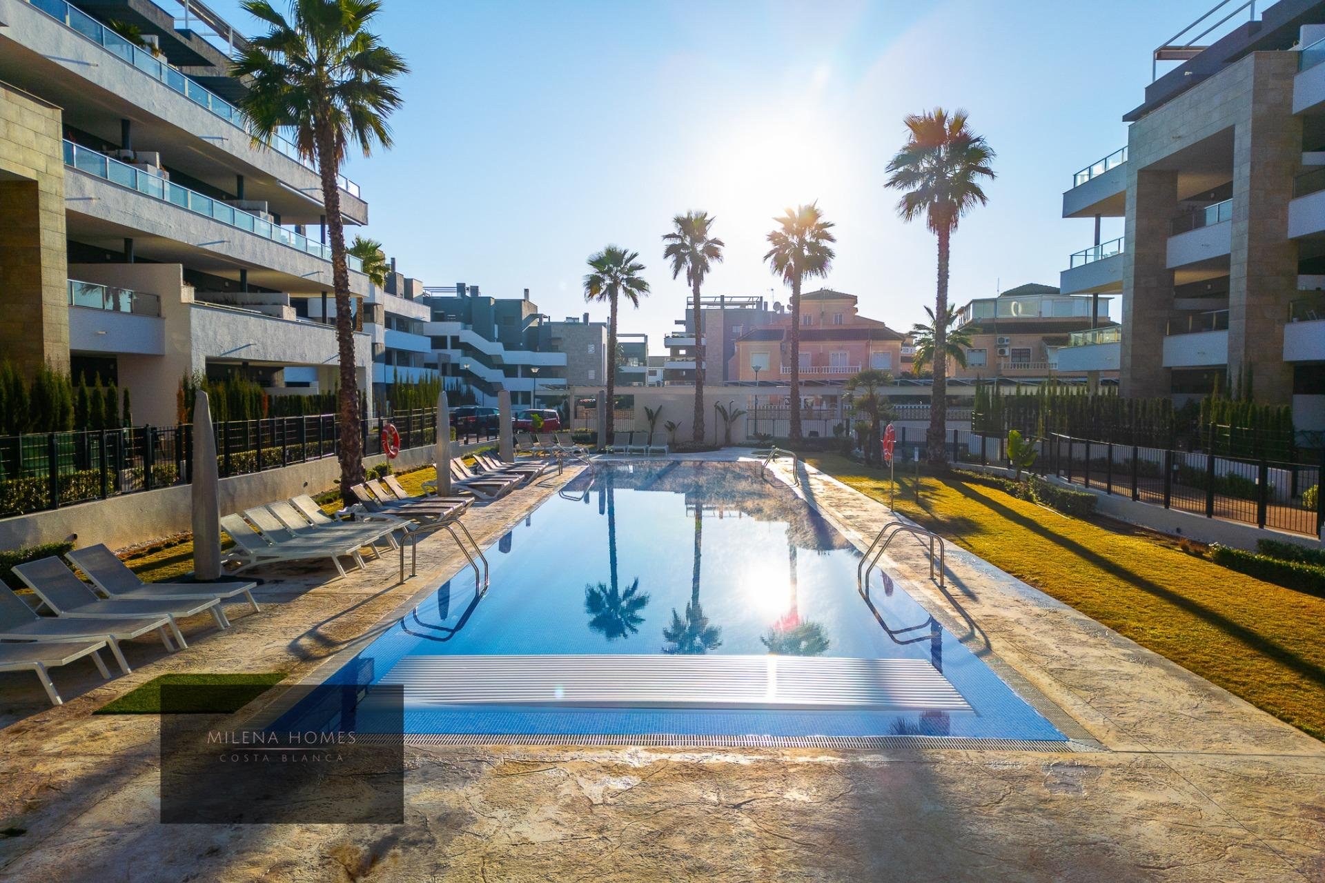 Revente - Appartement -
Orihuela Costa - La Zenia