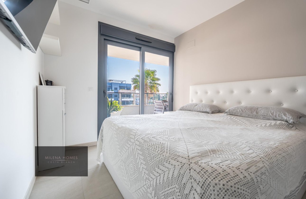 Revente - Appartement -
Orihuela Costa - La Zenia