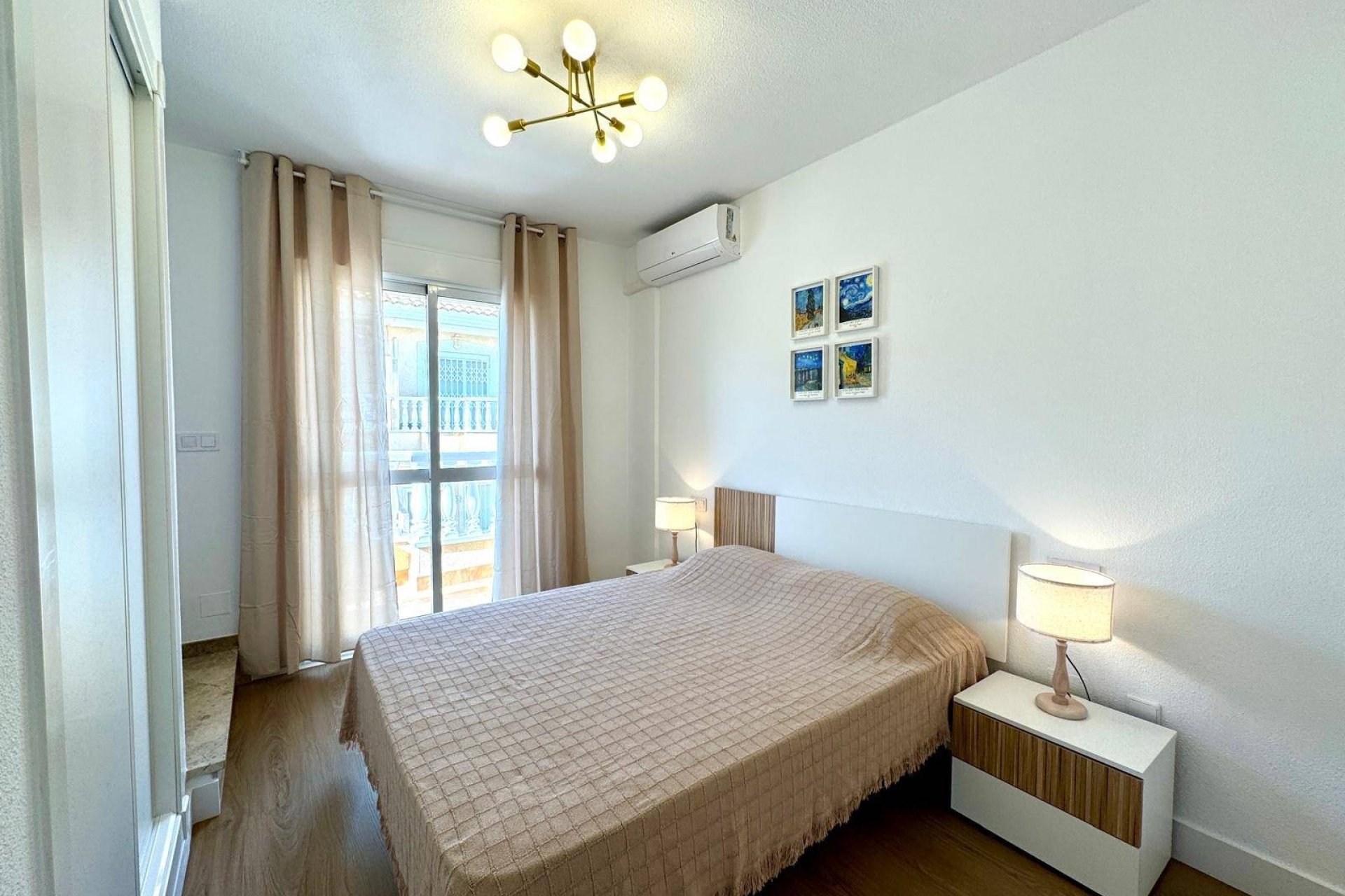 Revente - Appartement -
Orihuela Costa - Las Filipinas