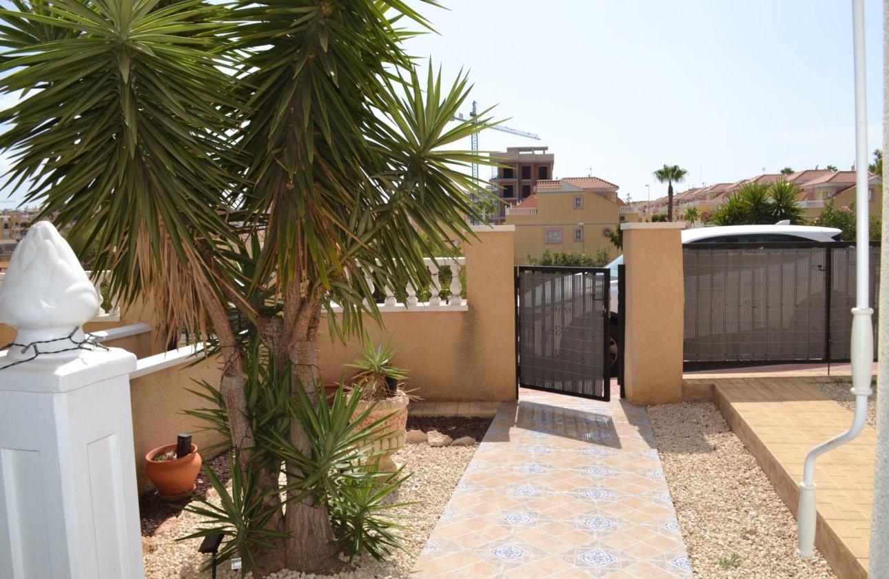 Revente - Appartement -
Orihuela Costa - Las Filipinas