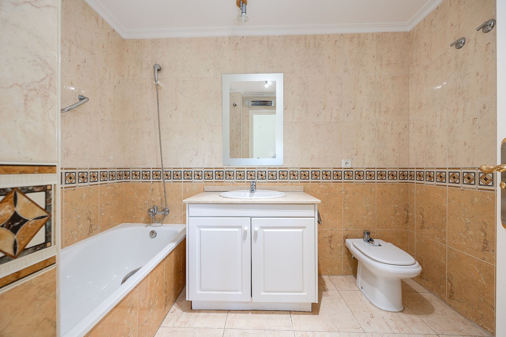 Revente - Appartement -
Orihuela Costa - Lomas de Campoamor