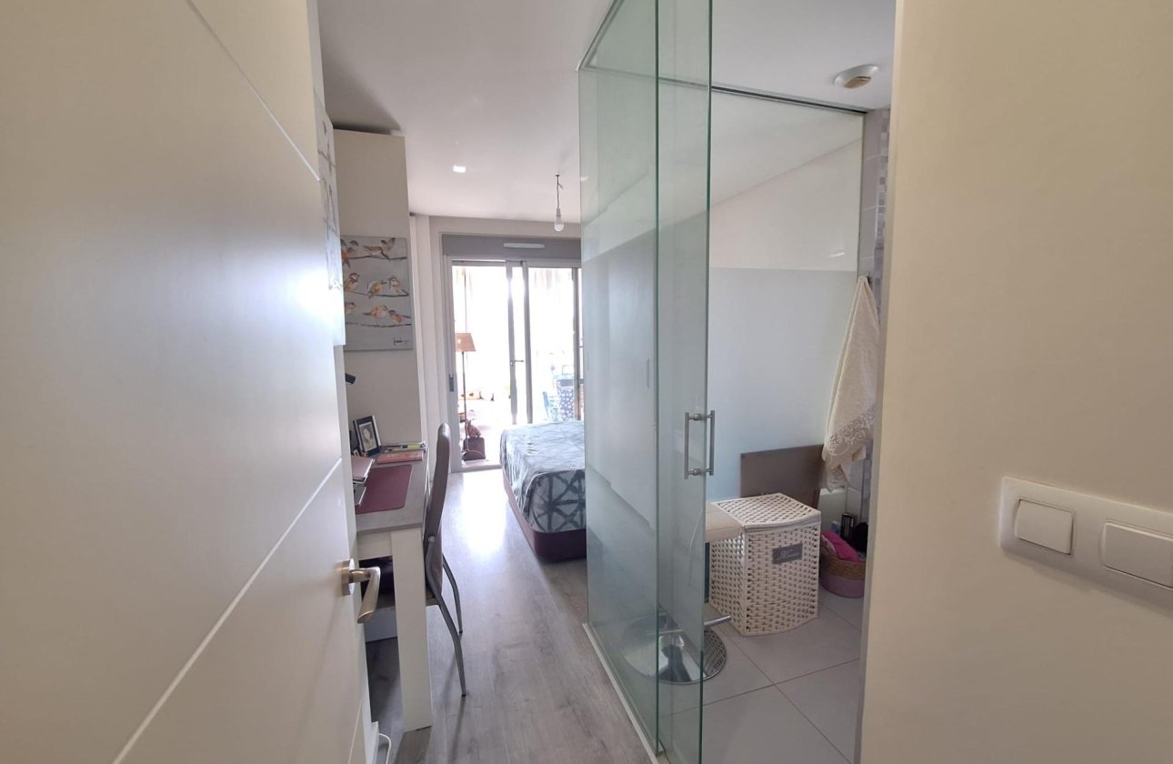 Revente - Appartement -
Orihuela Costa - Los Dolses