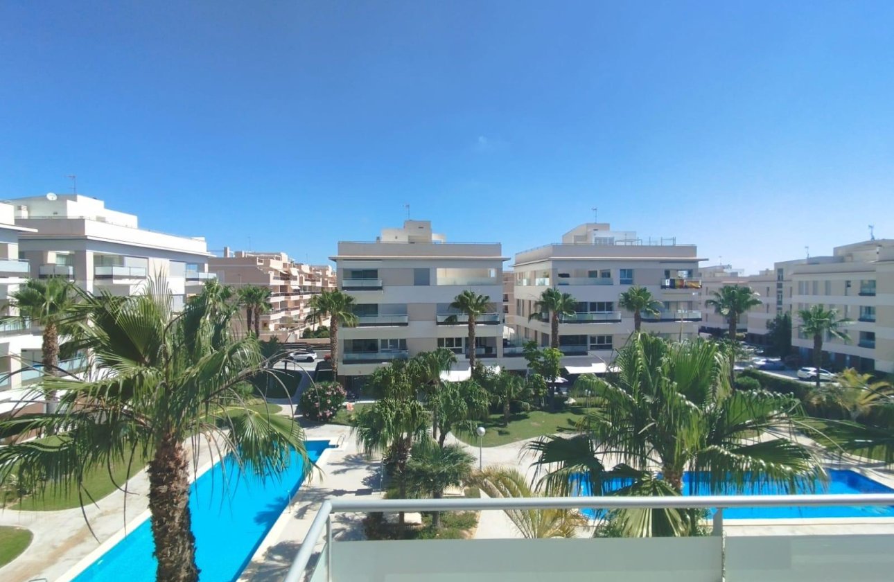 Revente - Appartement -
Orihuela Costa - Los Dolses