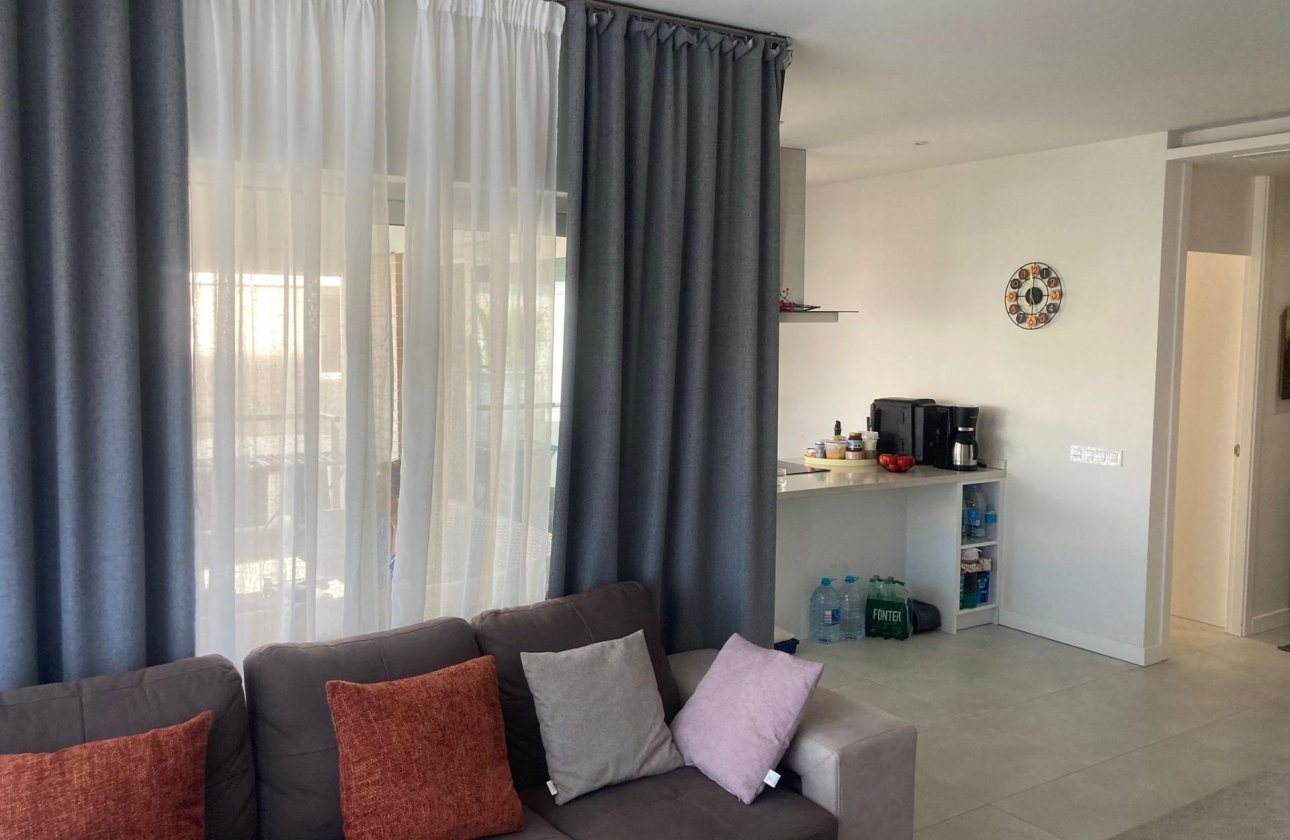 Revente - Appartement -
Orihuela Costa - Los Dolses