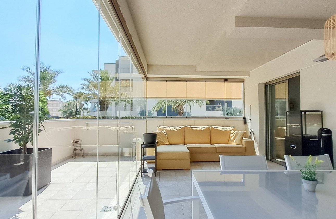Revente - Appartement -
Orihuela Costa - Los Dolses