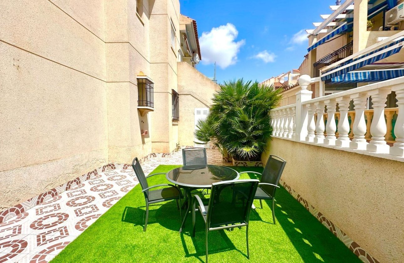 Revente - Appartement -
Orihuela Costa - Playa Flamenca