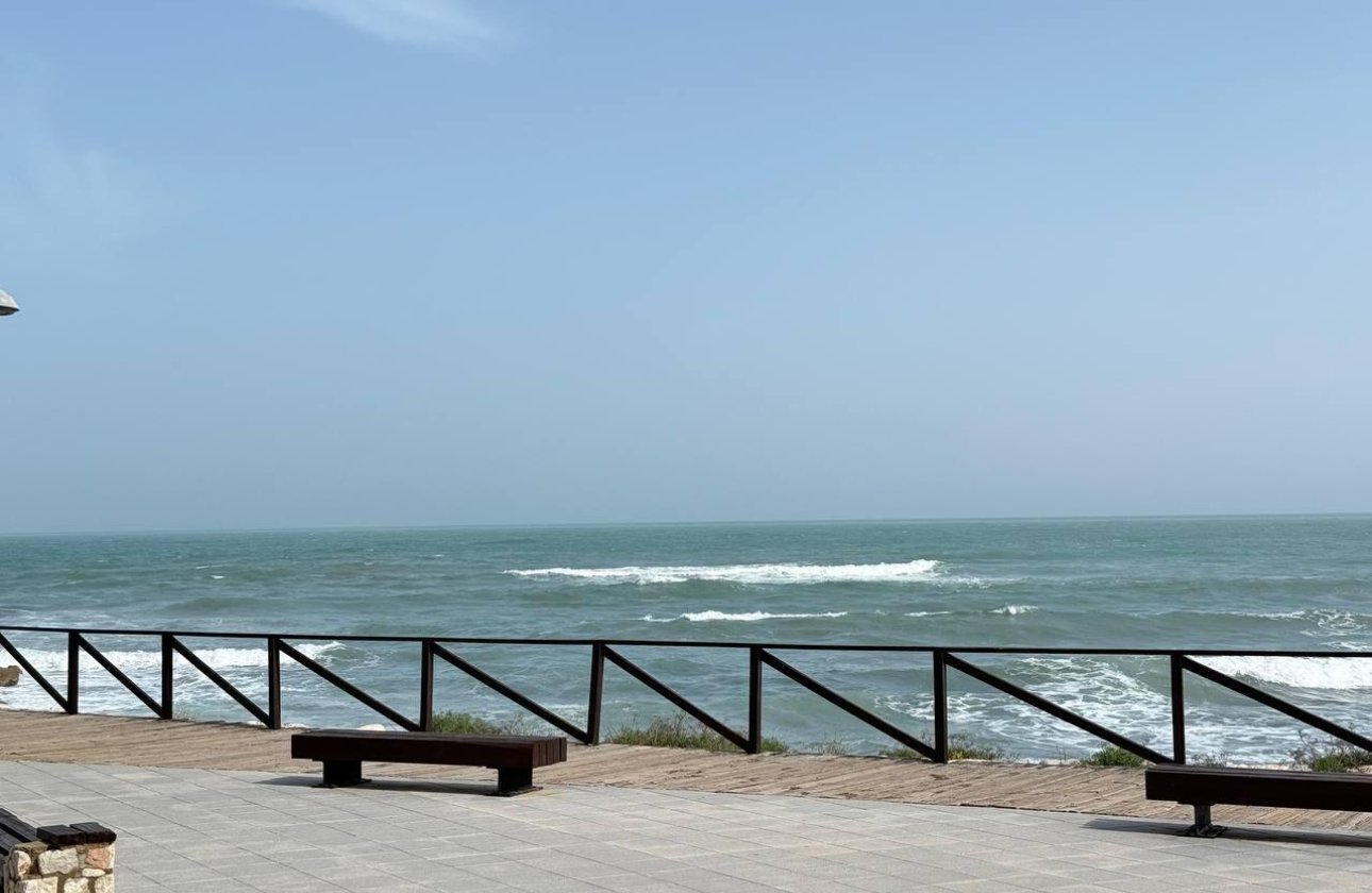 Revente - Appartement -
Orihuela Costa - Punta Prima