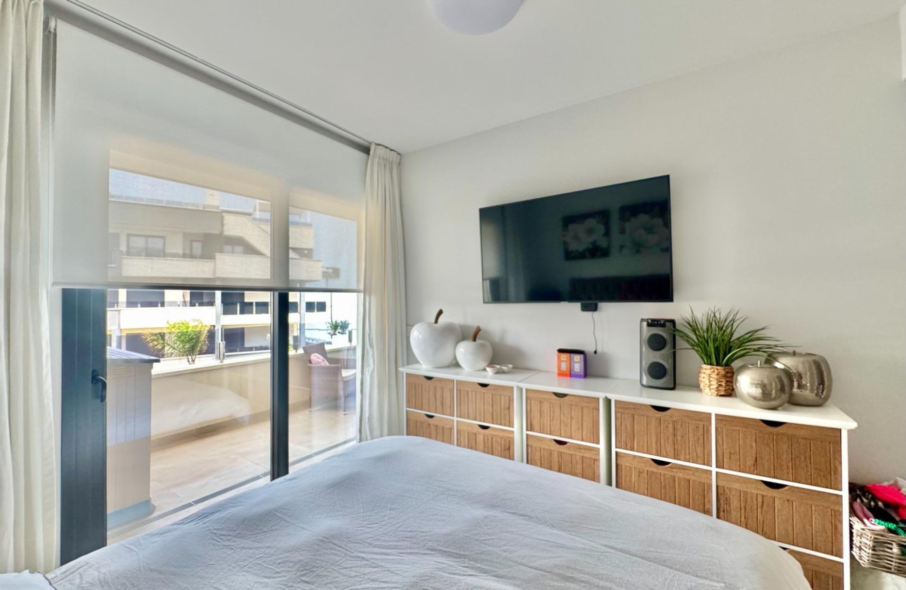 Revente - Appartement -
Orihuela Costa - Punta Prima