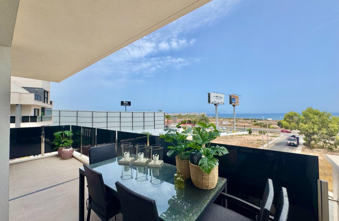 Revente - Appartement -
Orihuela Costa - Punta Prima