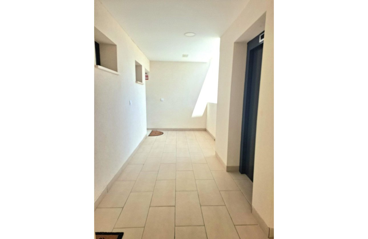 Revente - Appartement -
Orihuela Costa - Villamartín