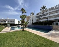 Revente - Appartement -
Orihuela Costa - Villamartín