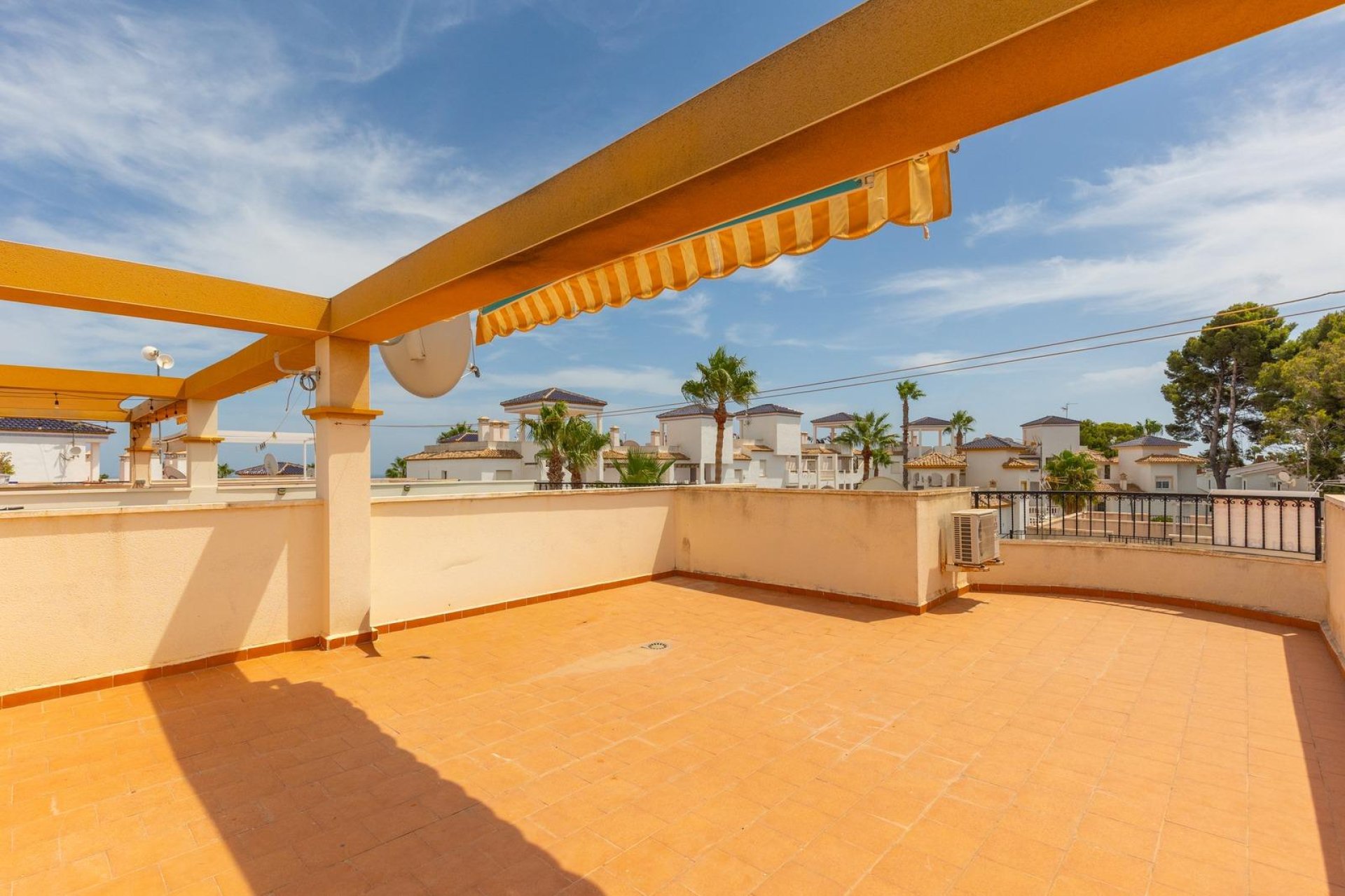 Revente - Appartement -
Orihuela Costa - Villamartín