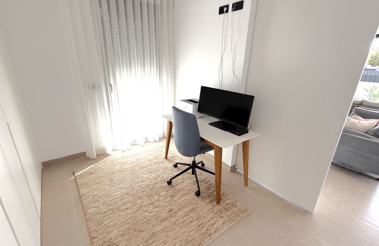 Revente - Appartement -
Pilar de la Horadada - Costa Blanca