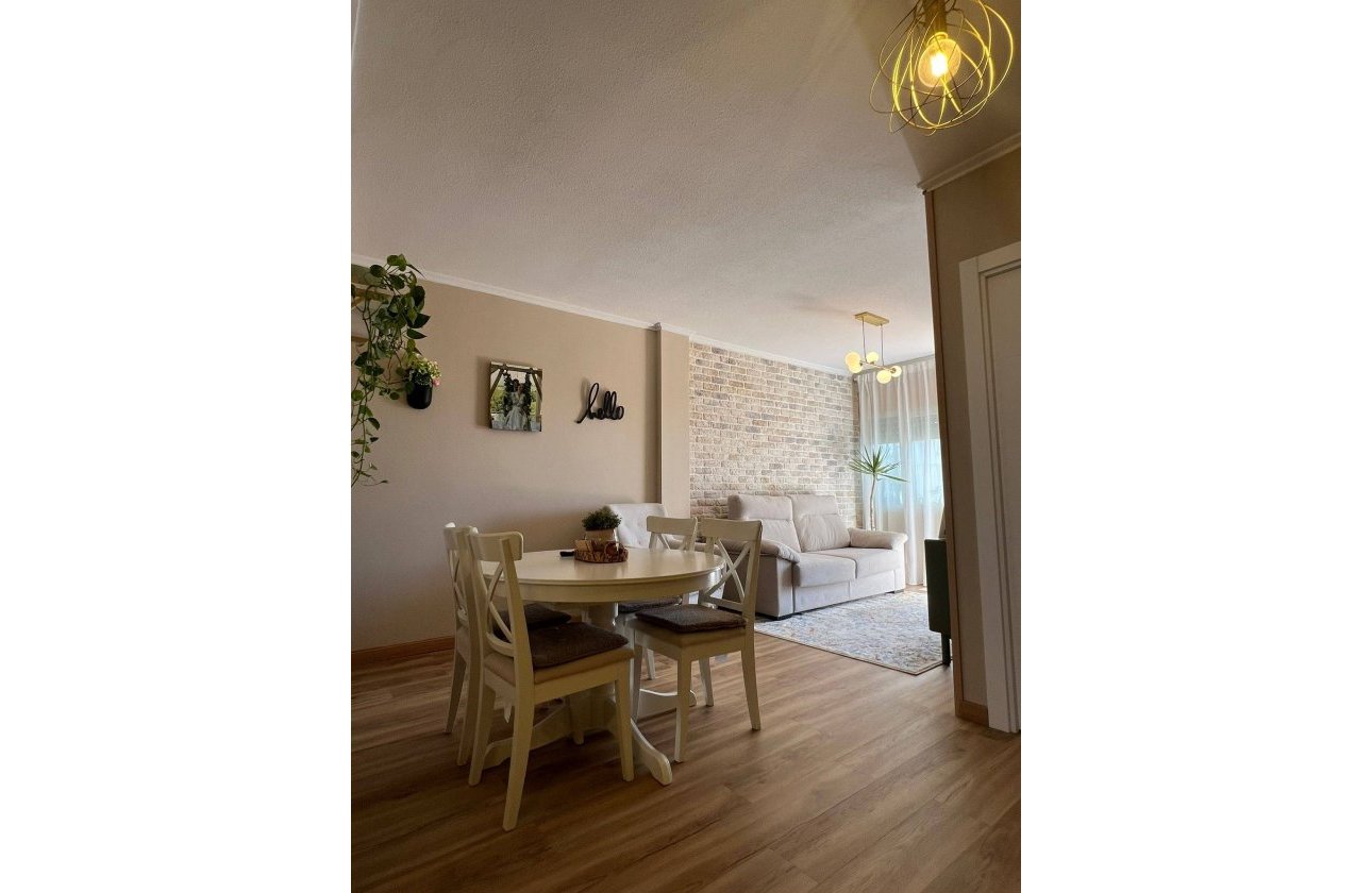 Revente - Appartement -
Pilar de la Horadada - La Torre De La Horadada