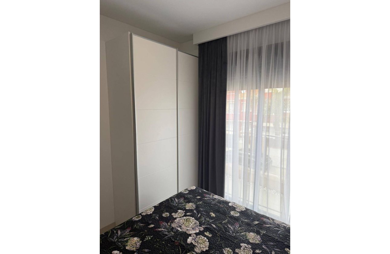 Revente - Appartement -
Pilar de la Horadada - La Torre De La Horadada