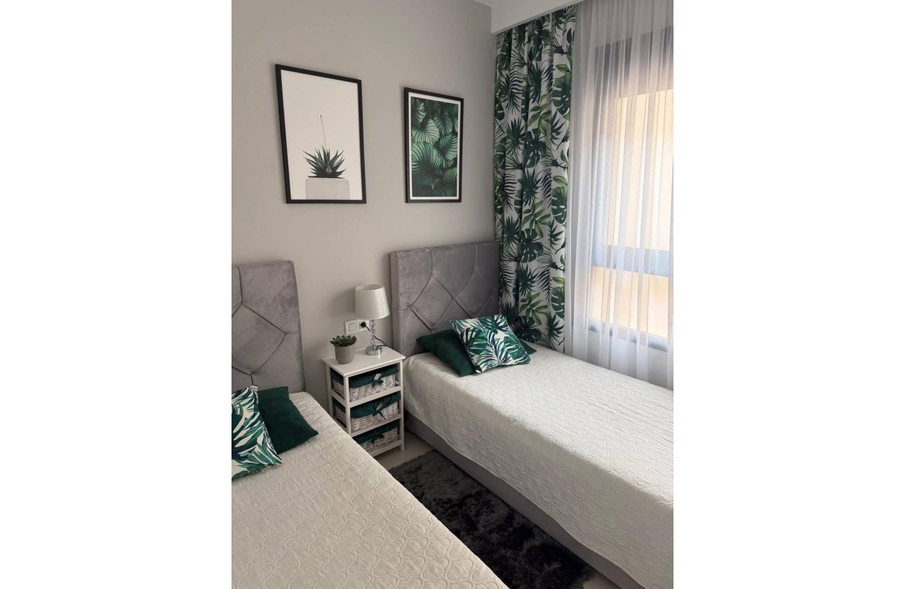 Revente - Appartement -
Pilar de la Horadada - La Torre De La Horadada