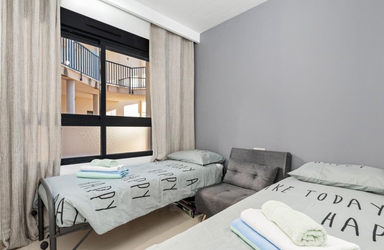 Revente - Appartement -
Pilar de la Horadada - Pueblo Latino