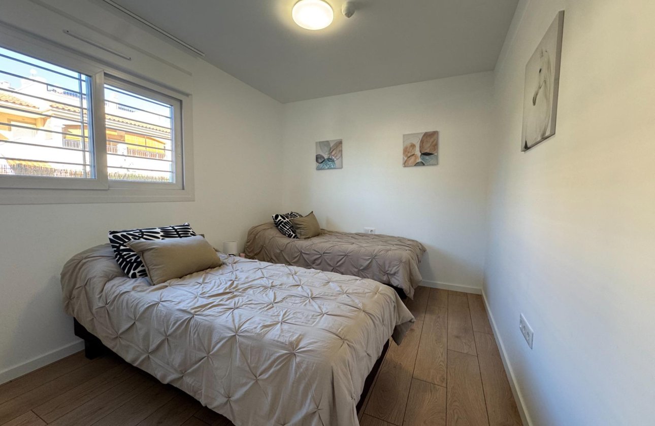 Revente - Appartement -
Pilar de la Horadada - Riomar