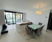 Revente - Appartement -
Punta Prima - Costa Blanca