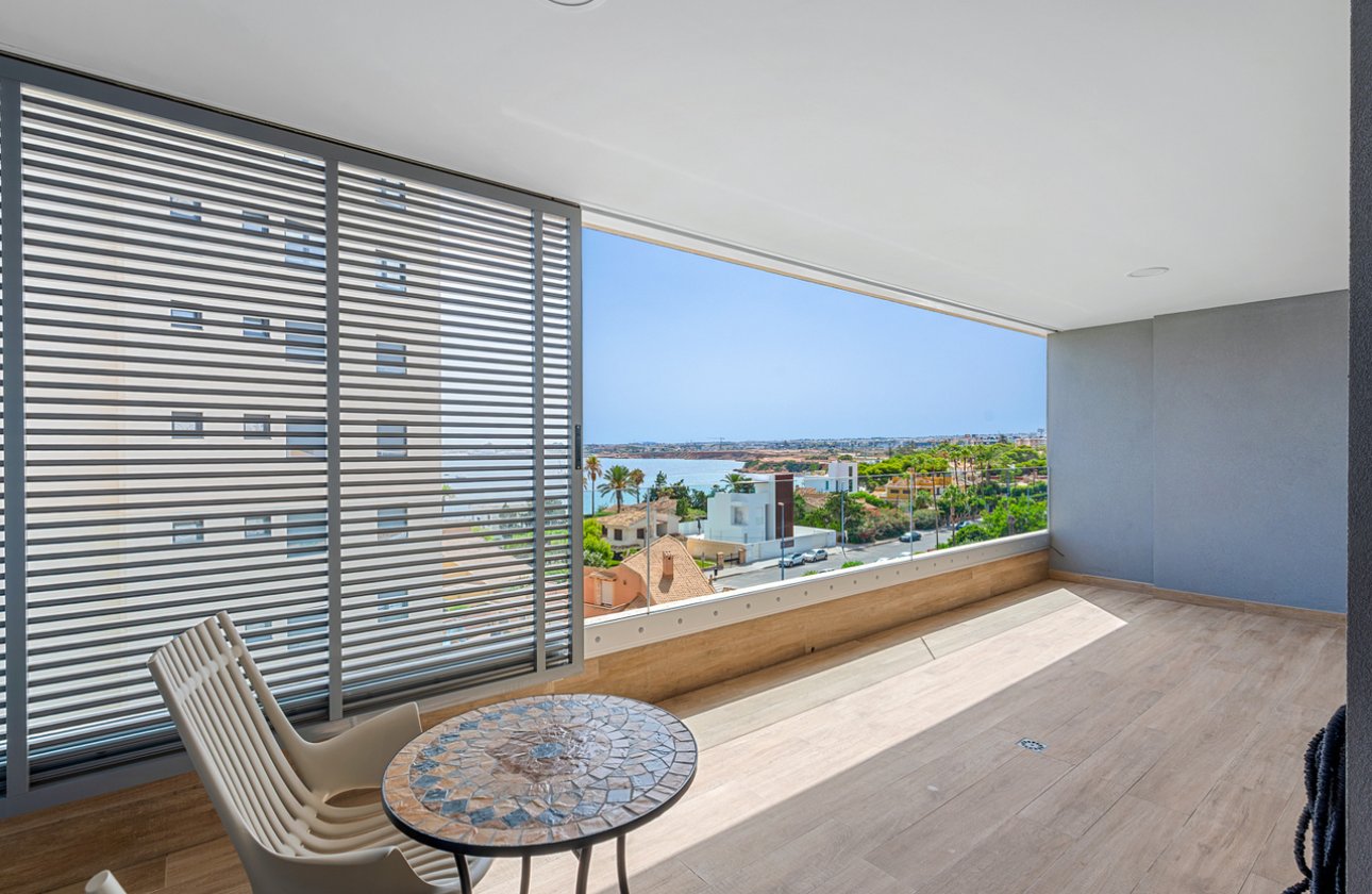 Revente - Appartement -
Punta Prima - Costa Blanca