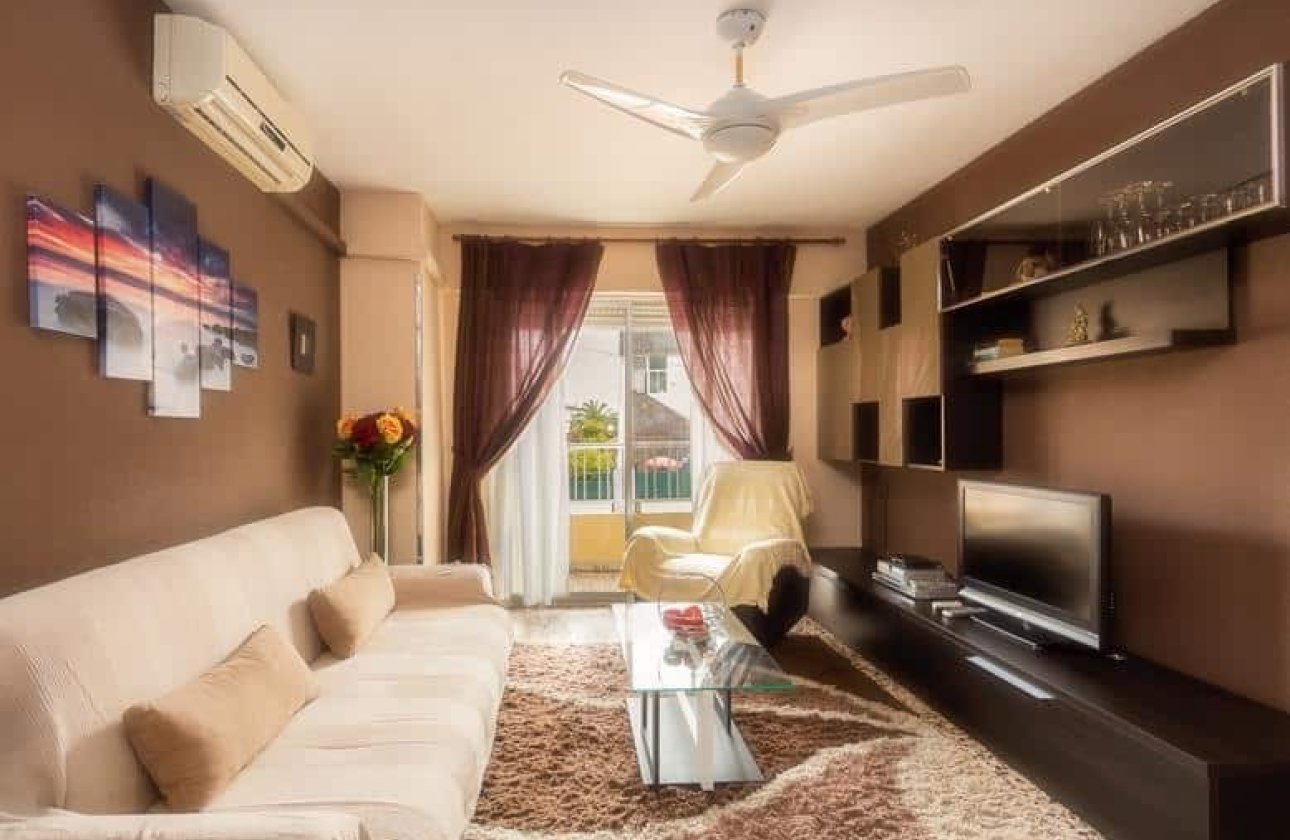 Revente - Appartement -
Punta Prima - Costa Blanca