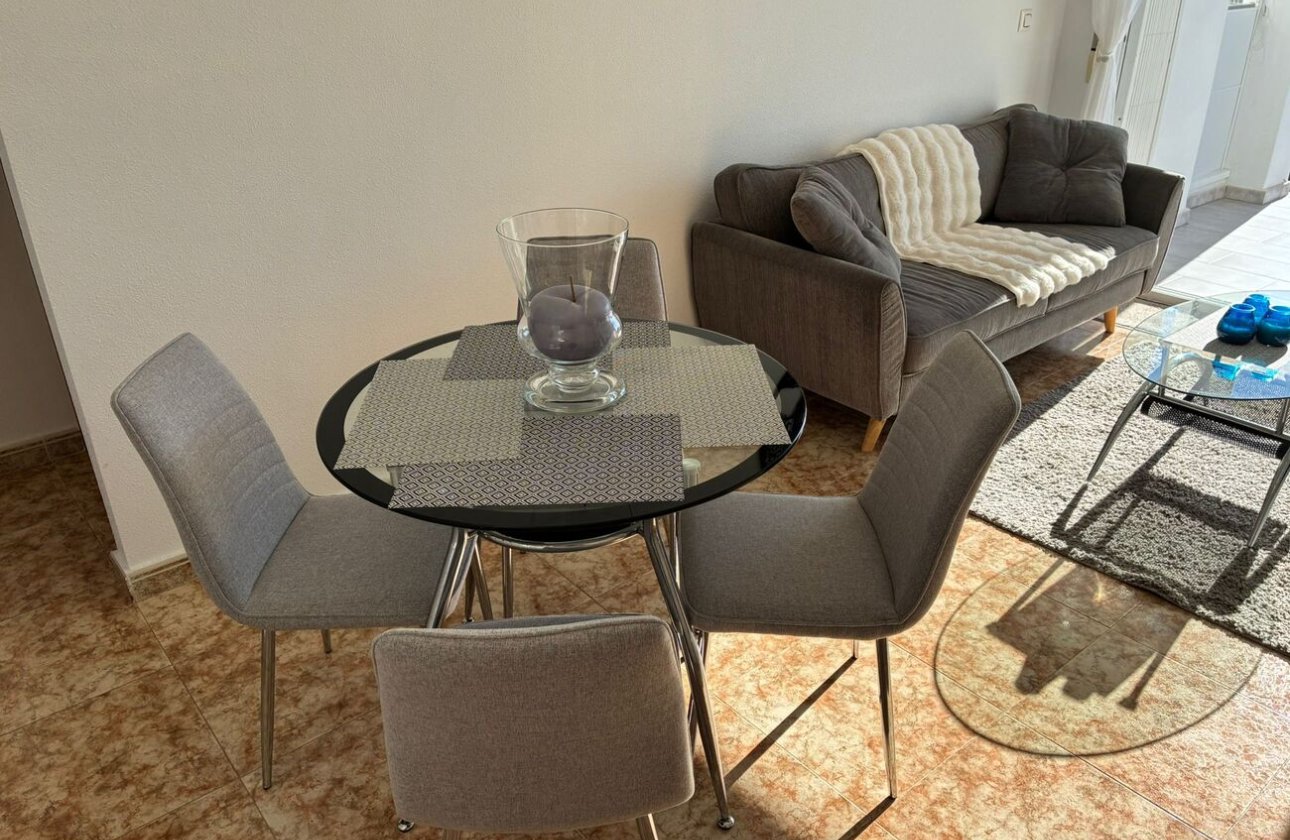 Revente - Appartement -
Punta Prima - Costa Blanca