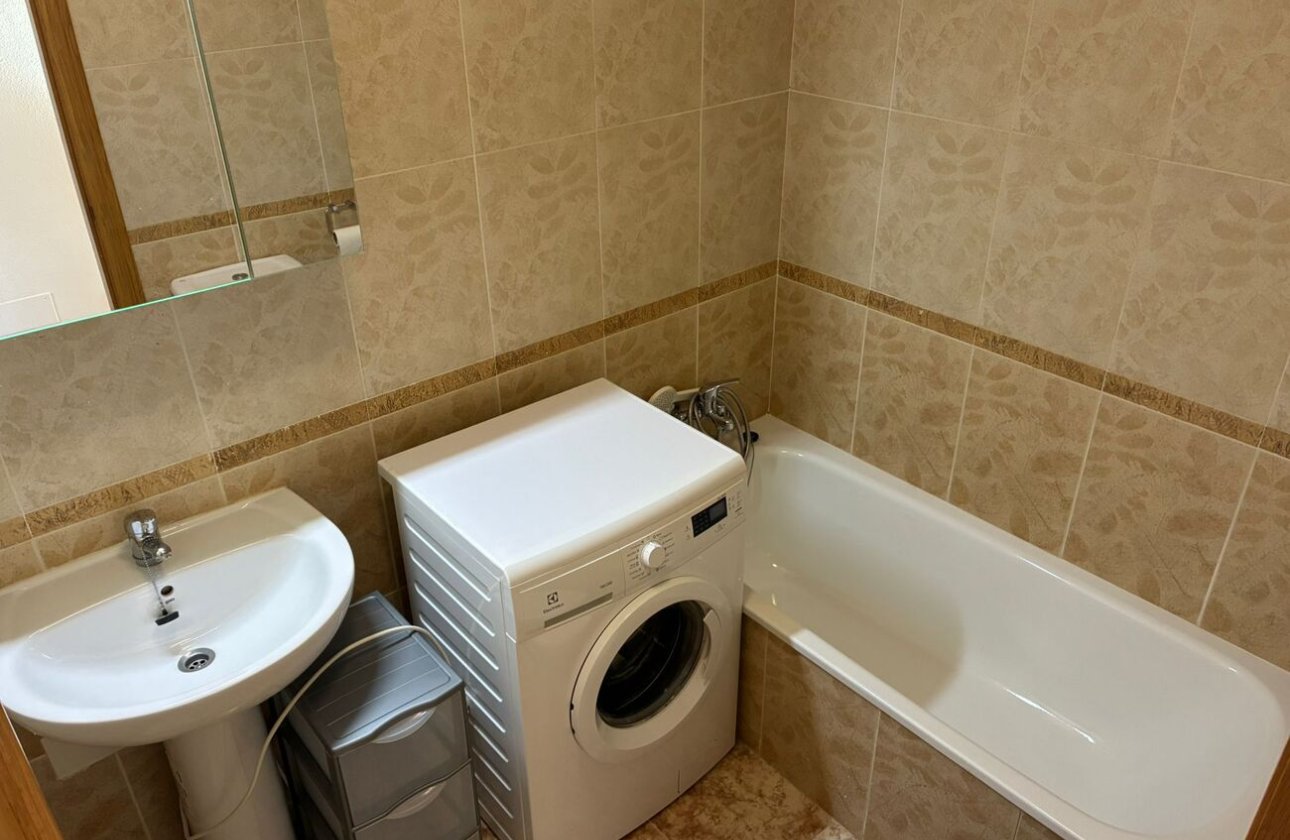 Revente - Appartement -
Punta Prima - Costa Blanca