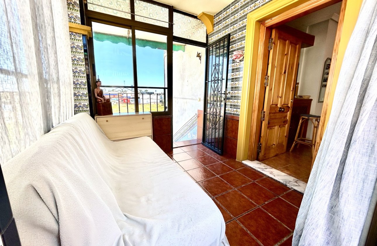 Revente - Appartement -
Punta Prima - Costa Blanca