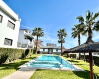 Revente - Appartement -
Punta Prima - Costa Blanca