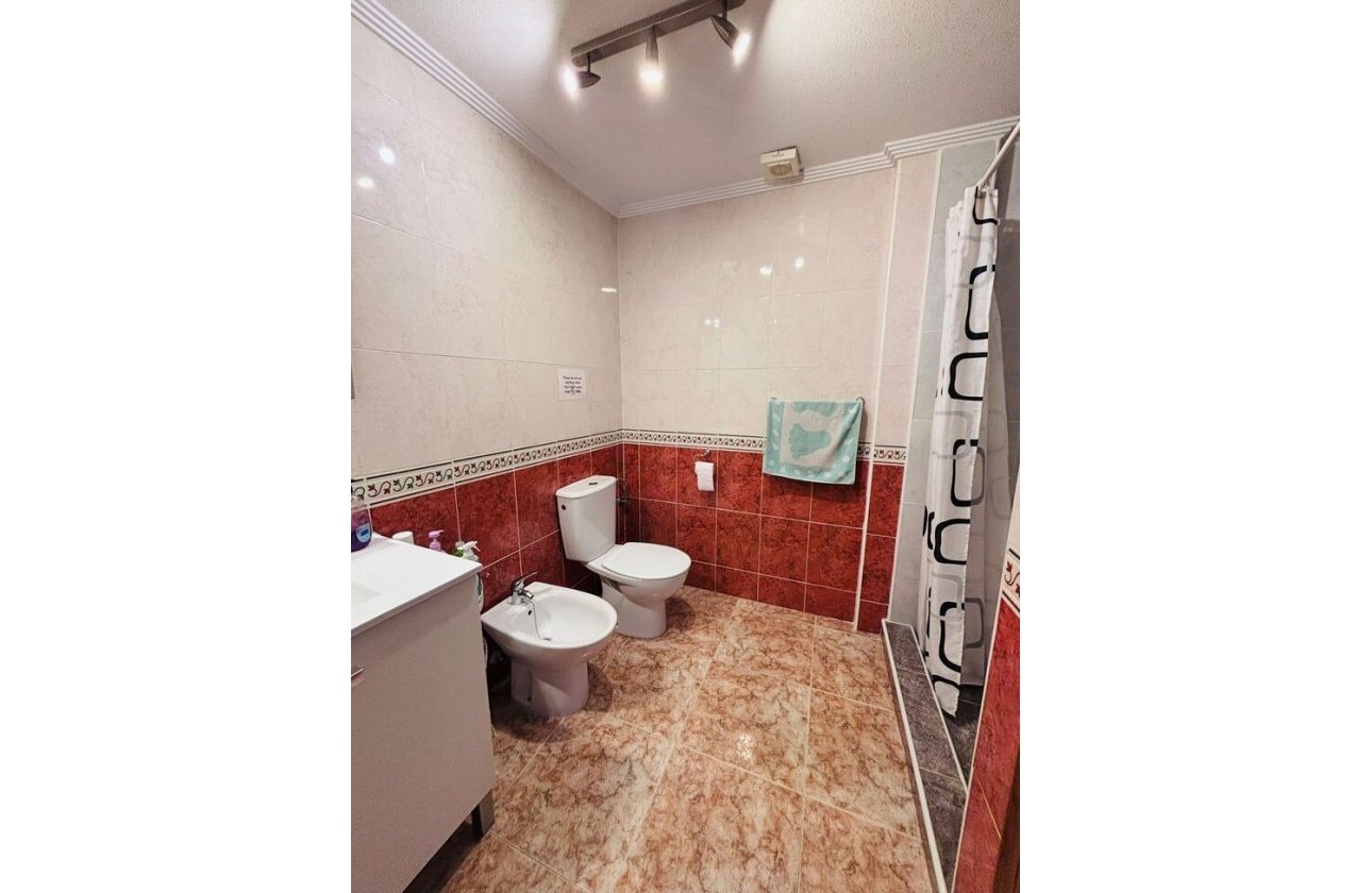 Revente - Appartement -
Punta Prima - Costa Blanca