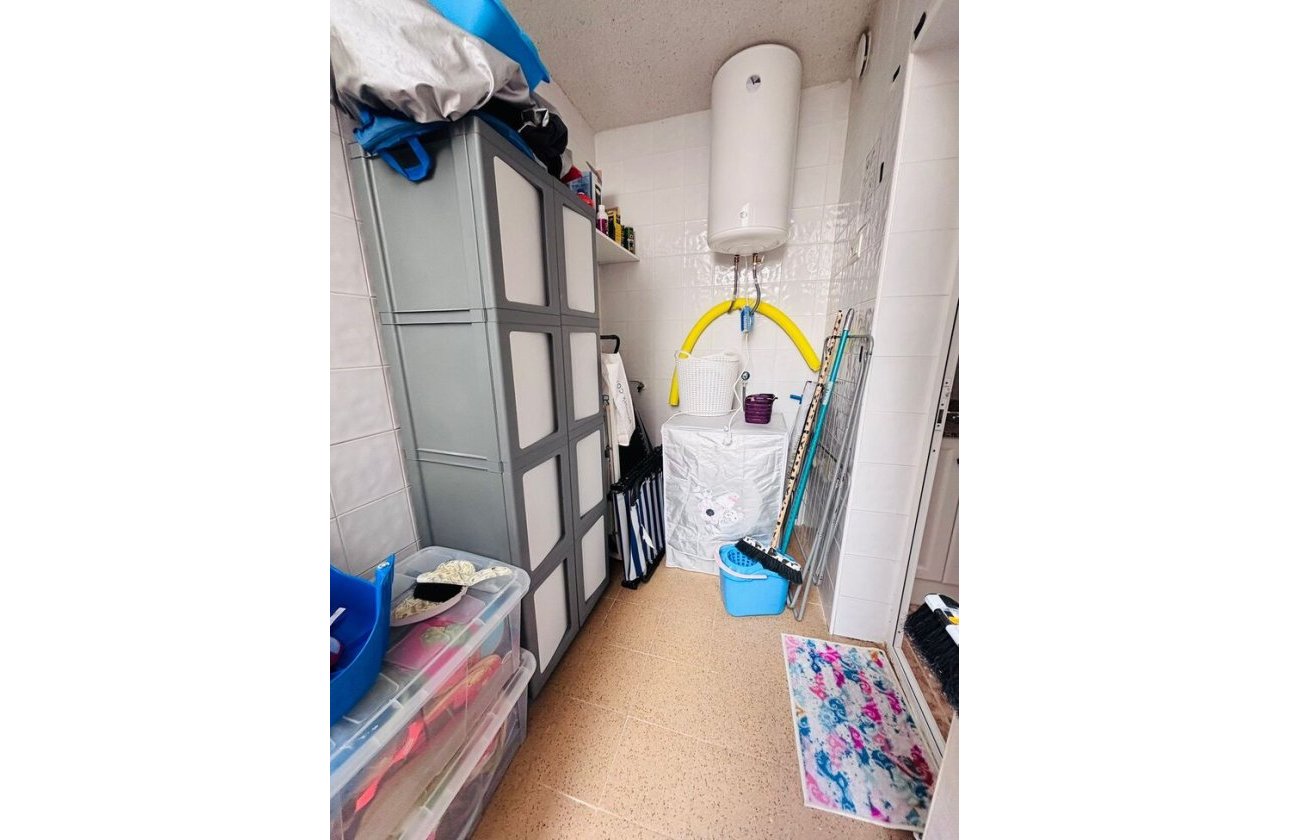 Revente - Appartement -
Punta Prima - Costa Blanca