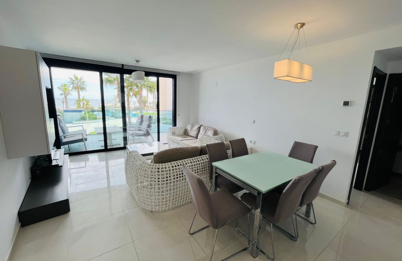 Revente - Appartement -
Punta Prima - Costa Blanca
