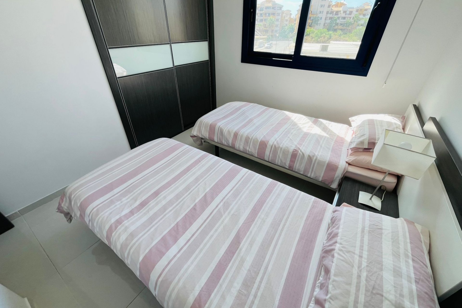 Revente - Appartement -
Punta Prima - Costa Blanca