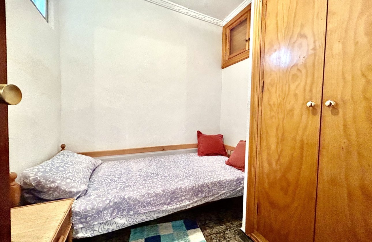 Revente - Appartement -
Punta Prima - Costa Blanca