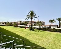 Revente - Appartement -
Punta Prima - Costa Blanca