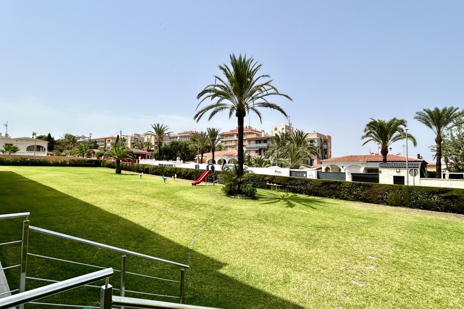 Revente - Appartement -
Punta Prima - Costa Blanca