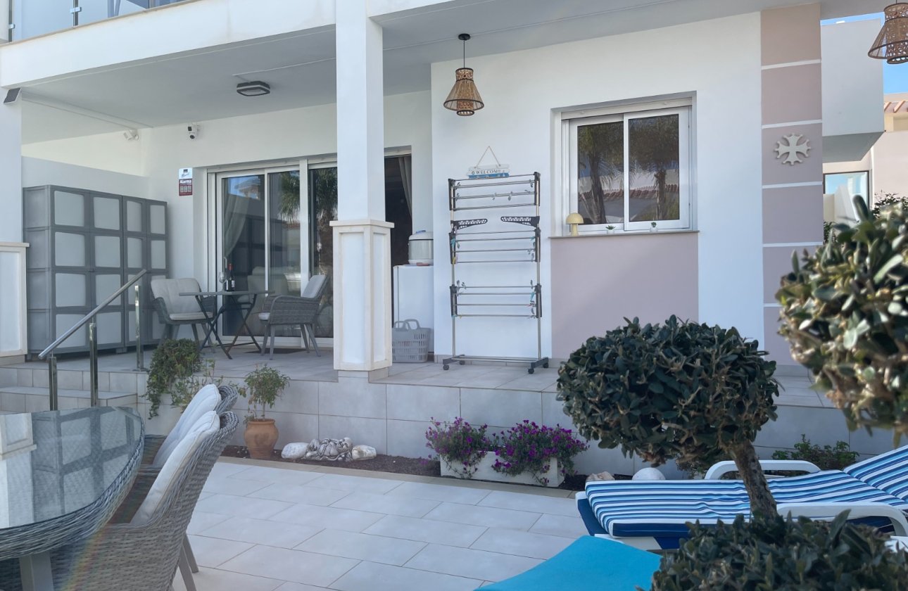 Revente - Appartement -
Rojales - Inland