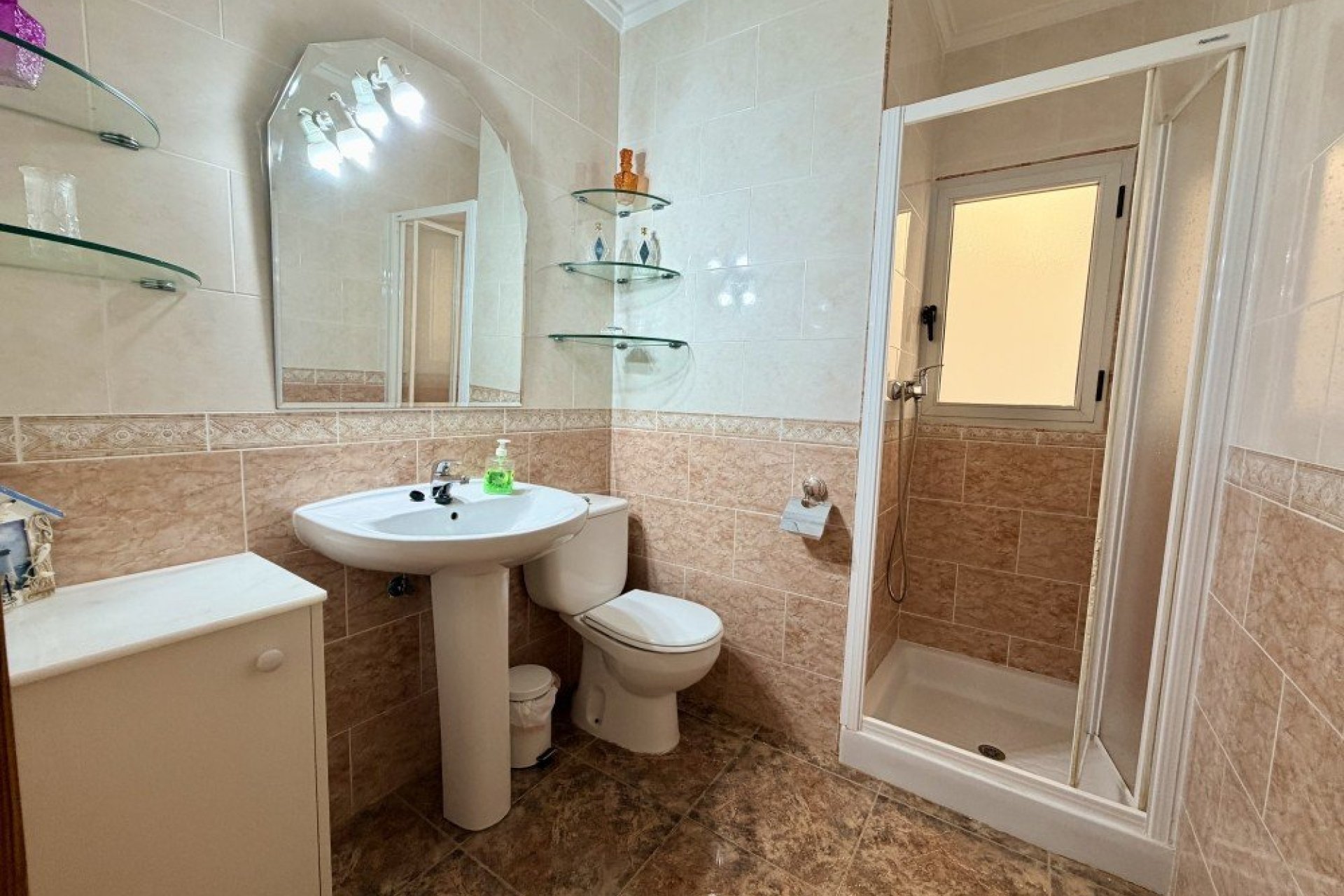 Revente - Appartement -
Rojales - Inland