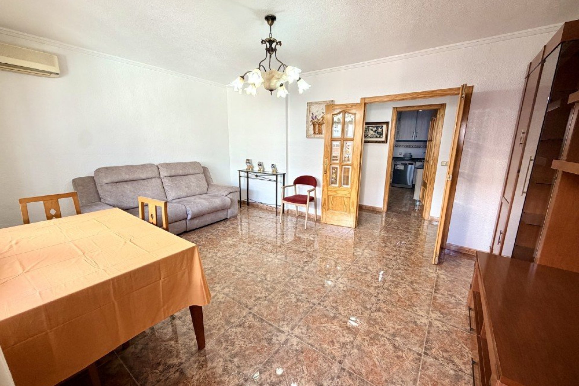 Revente - Appartement -
Rojales - Inland