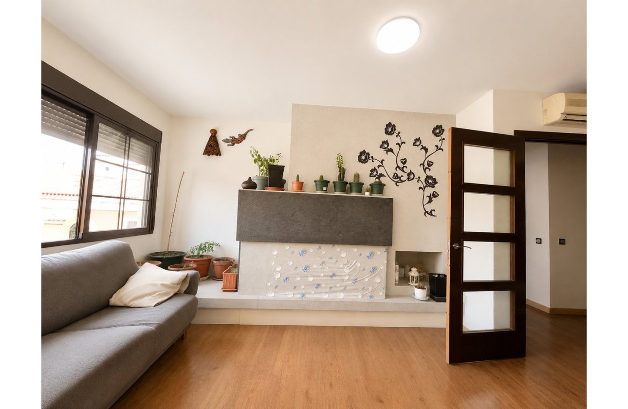 Revente - Appartement -
Rojales - Inland