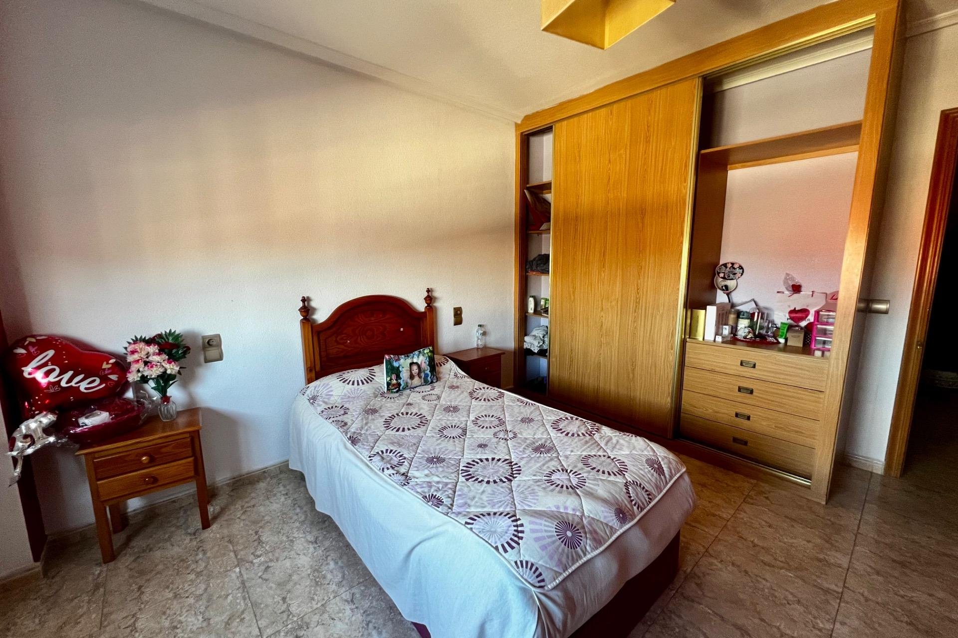 Revente - Appartement -
Rojales