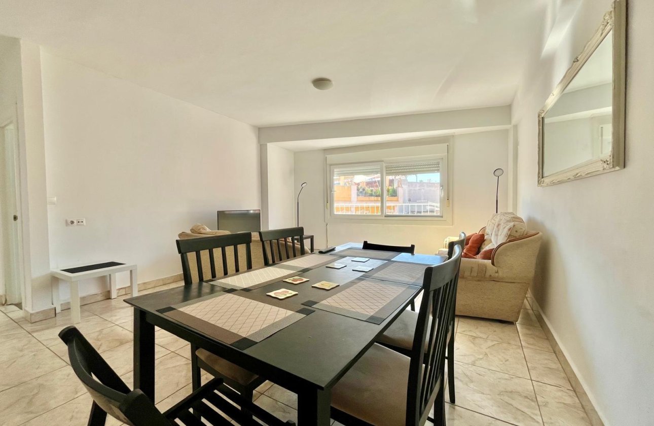 Revente - Appartement -
Rojales