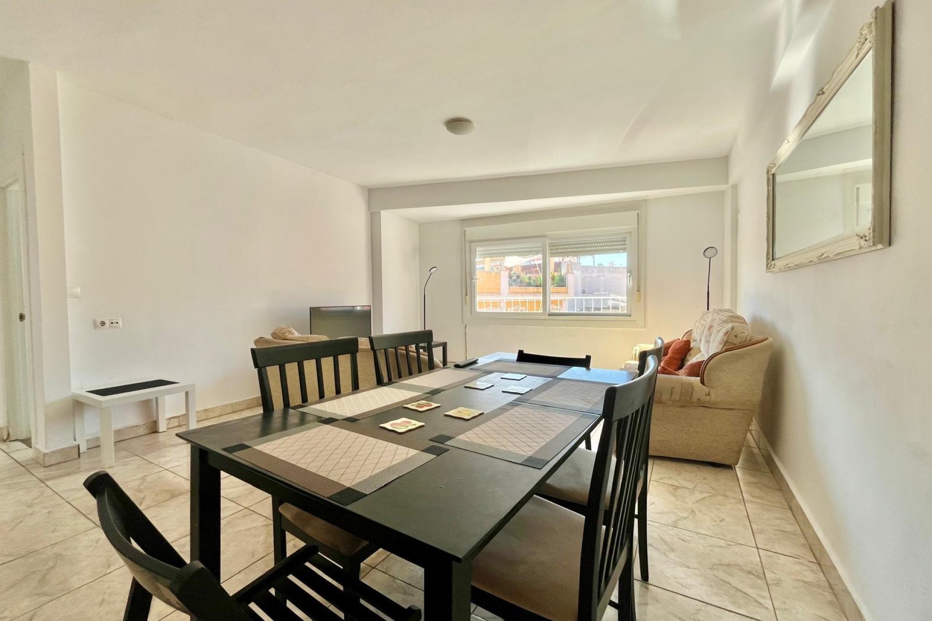 Revente - Appartement -
Rojales