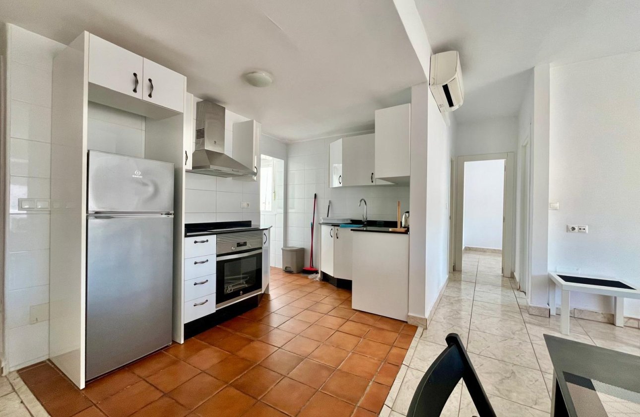 Revente - Appartement -
Rojales