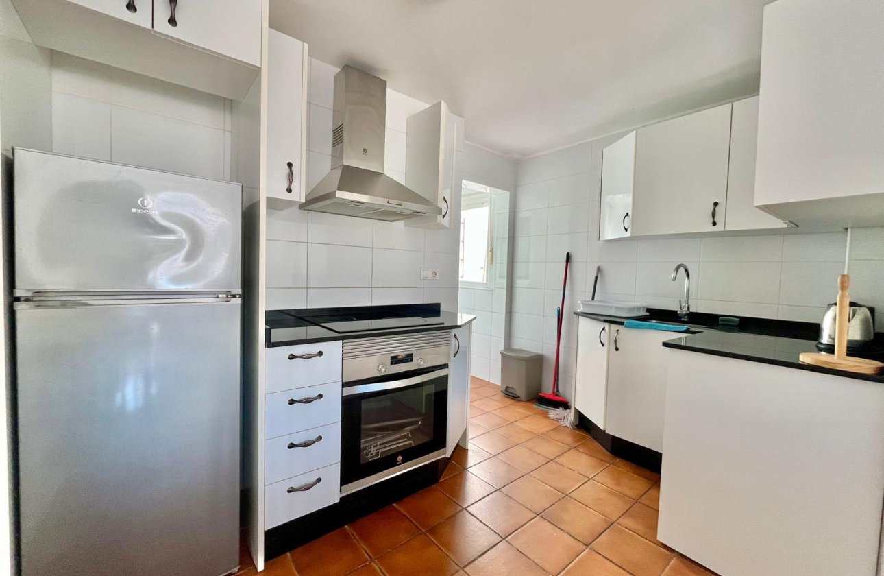 Revente - Appartement -
Rojales
