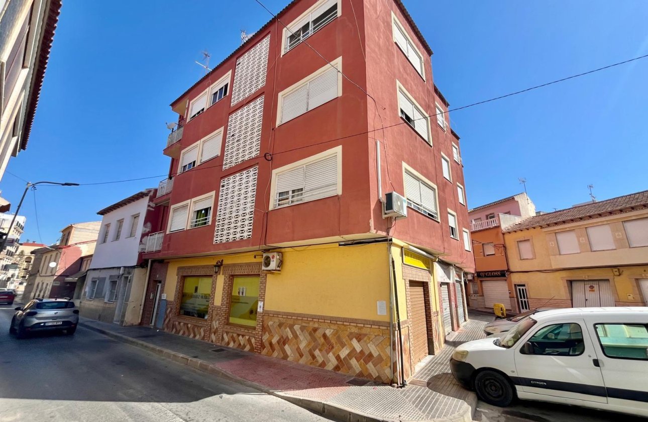 Revente - Appartement -
Rojales