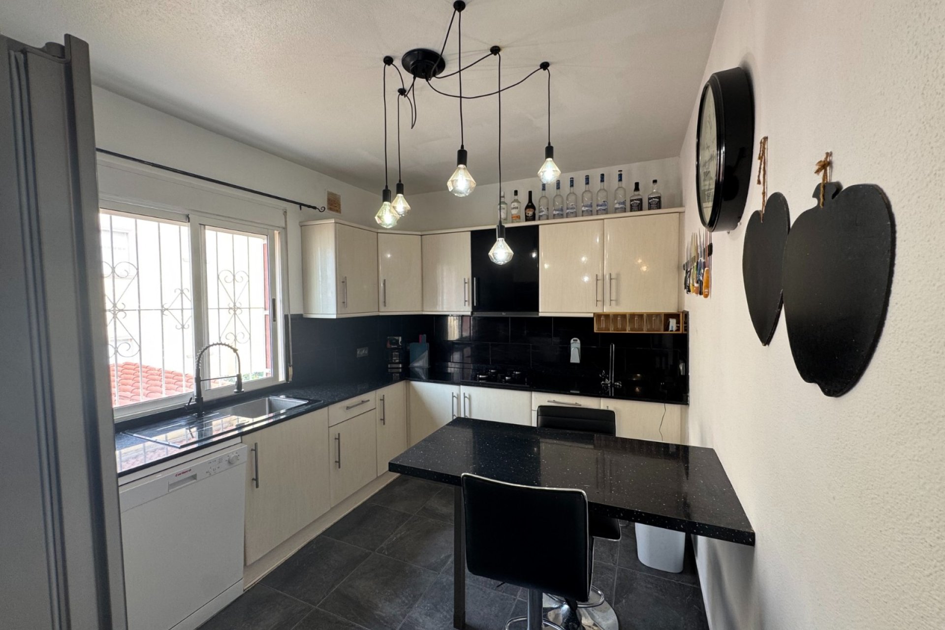 Revente - Appartement -
San Miguel de Salinas - Inland