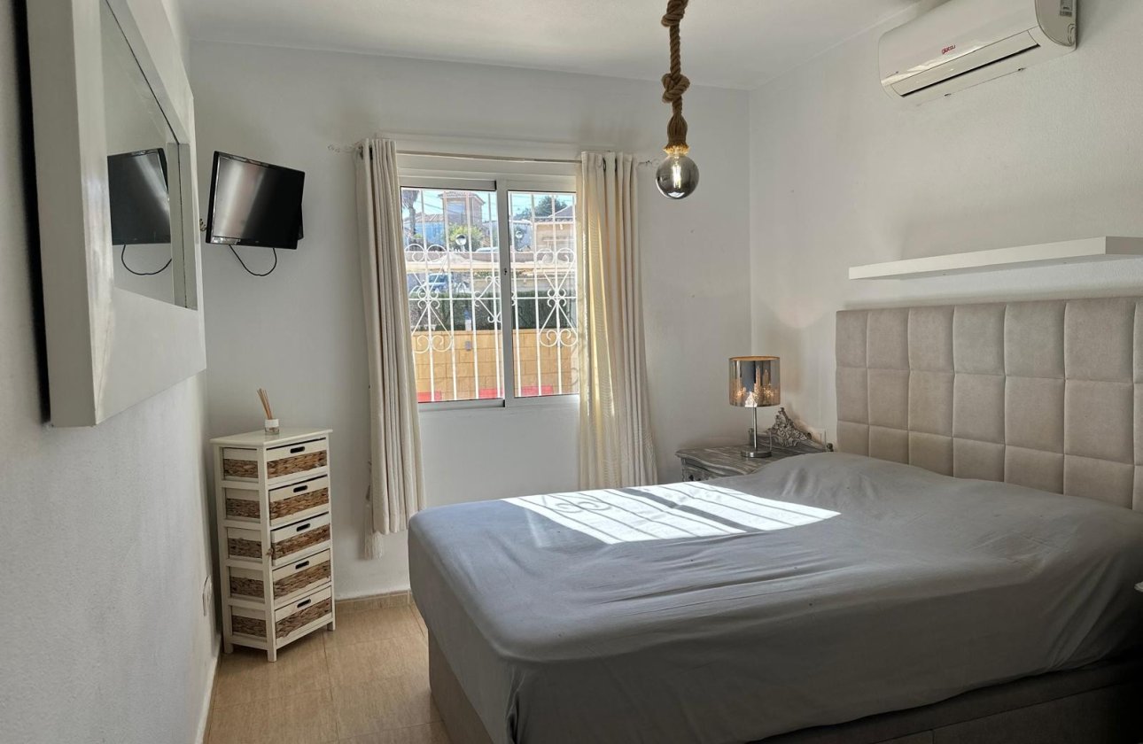 Revente - Appartement -
San Miguel de Salinas - Inland