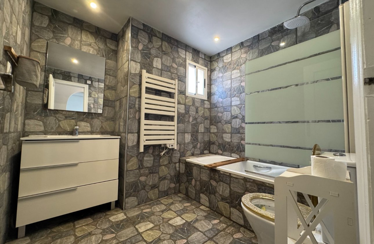 Revente - Appartement -
San Miguel de Salinas - Inland